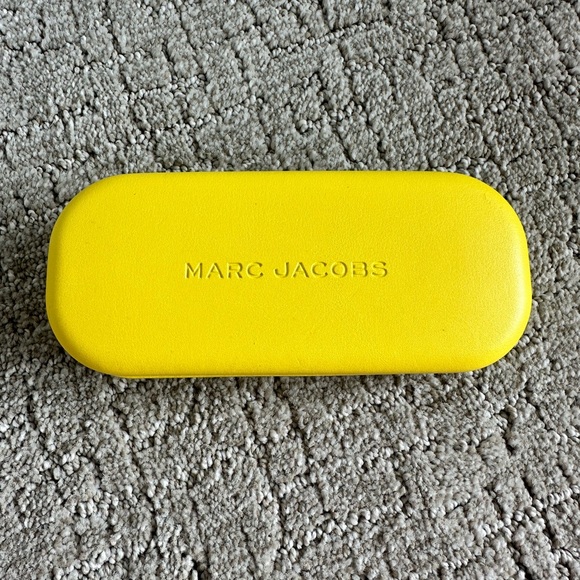 Marc Jacobs Vibrant Yellow Eyewear Case - Picture 1 of 2